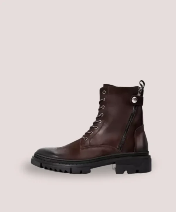 combat-boots​-durable-stylish